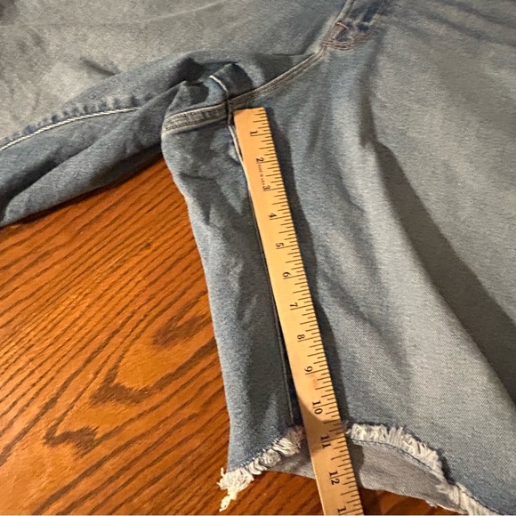 Good American High Waisted Jean Shorts Plus Size 22 Bermuda Blue Denim Stretch - Picture 11 of 11